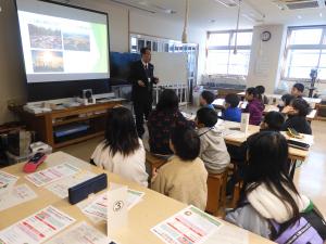 動く環境教室（SDGsってなあに？）の写真
